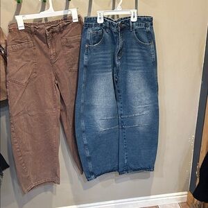 Lot of 2 barrel jeans